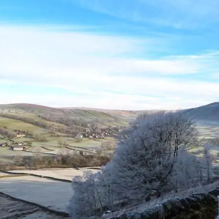 No 5 The Stables * Pateley Bridge