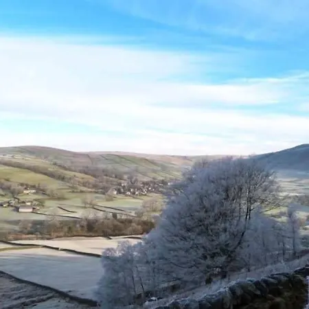 No 5 The Stables * Pateley Bridge